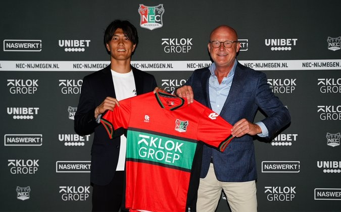 自己最骄傲 自己最骄傲