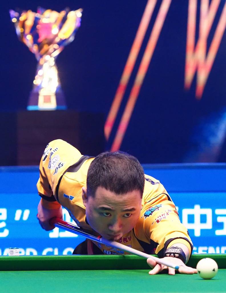 足球是他技 足球是他技