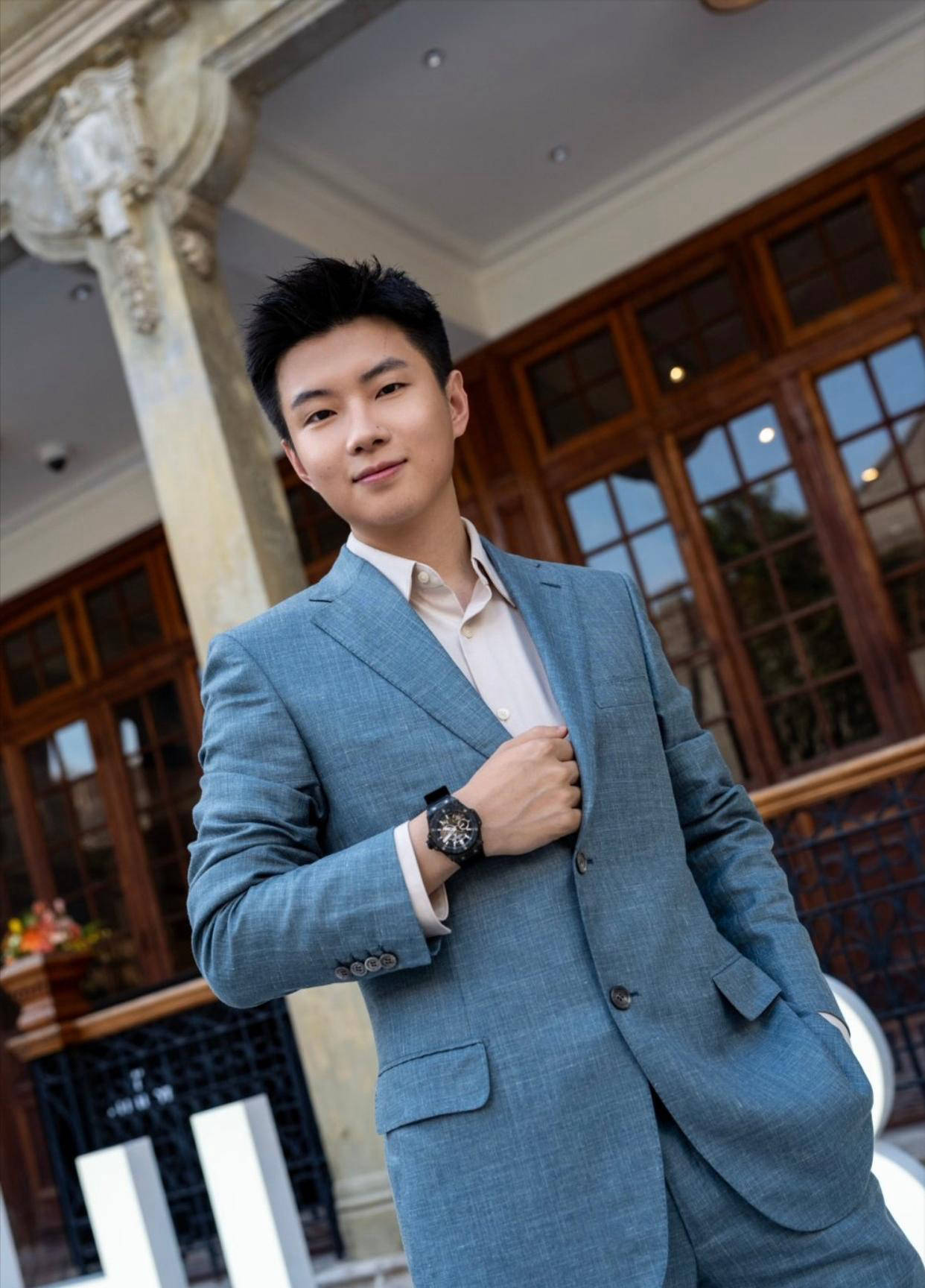 随着这支球 随着这支球